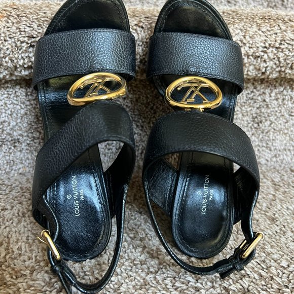 LOUIS VUITTON Calfskin Vedette Wedge Sandals - Picture 6 of 16